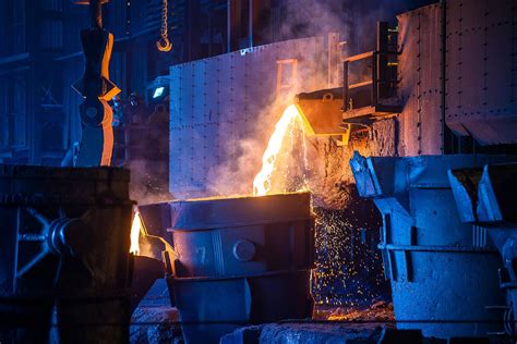  Ferromanganèse: Alliage de choix pour les aciéries modernes !